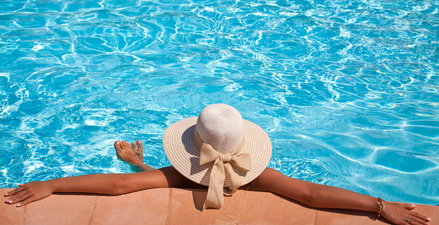 6 Natural Ways to Protect Your Skin from Summer Sun & Sweat